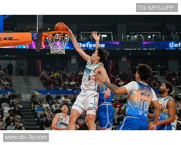 杨瀚森G联盟首次背靠背表现出色10投5中斩获14分6篮板1助攻1抢断